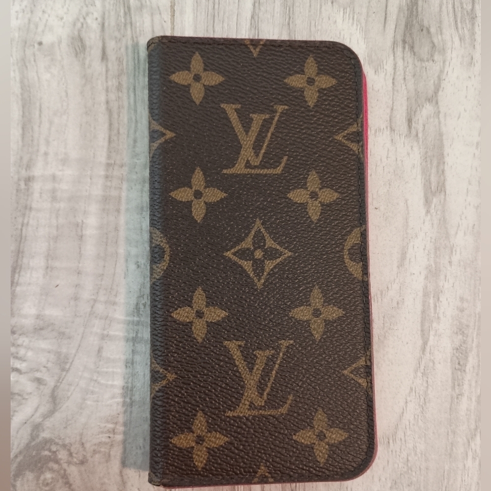 Louis Vuitton Monogram iPhone Folio Rose  Case